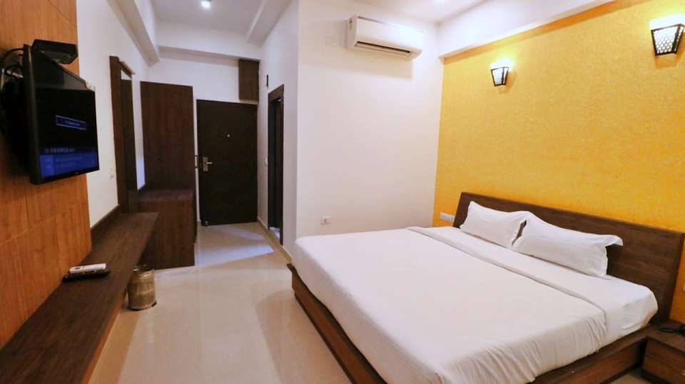 GenX Crescent | Lucknow, Uttar Pradesh, India | Flexible Booking, early ...